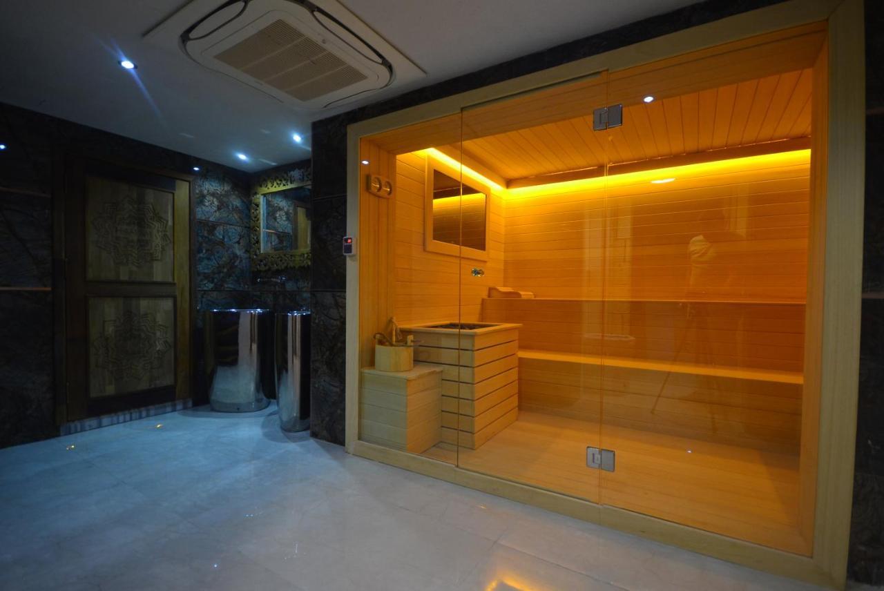 Ferush Boutique Hotel อูร์ลา ภายนอก รูปภาพ