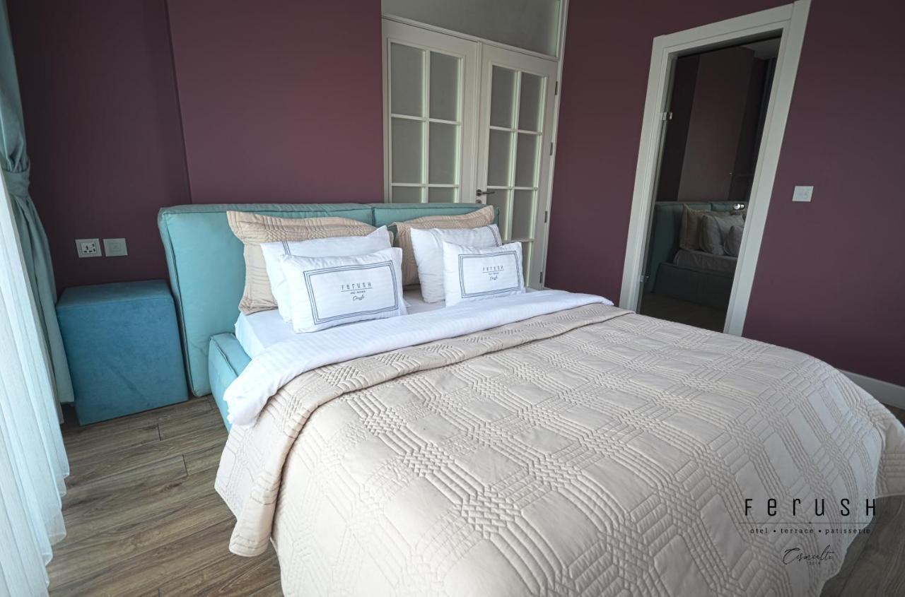 Ferush Boutique Hotel อูร์ลา ภายนอก รูปภาพ