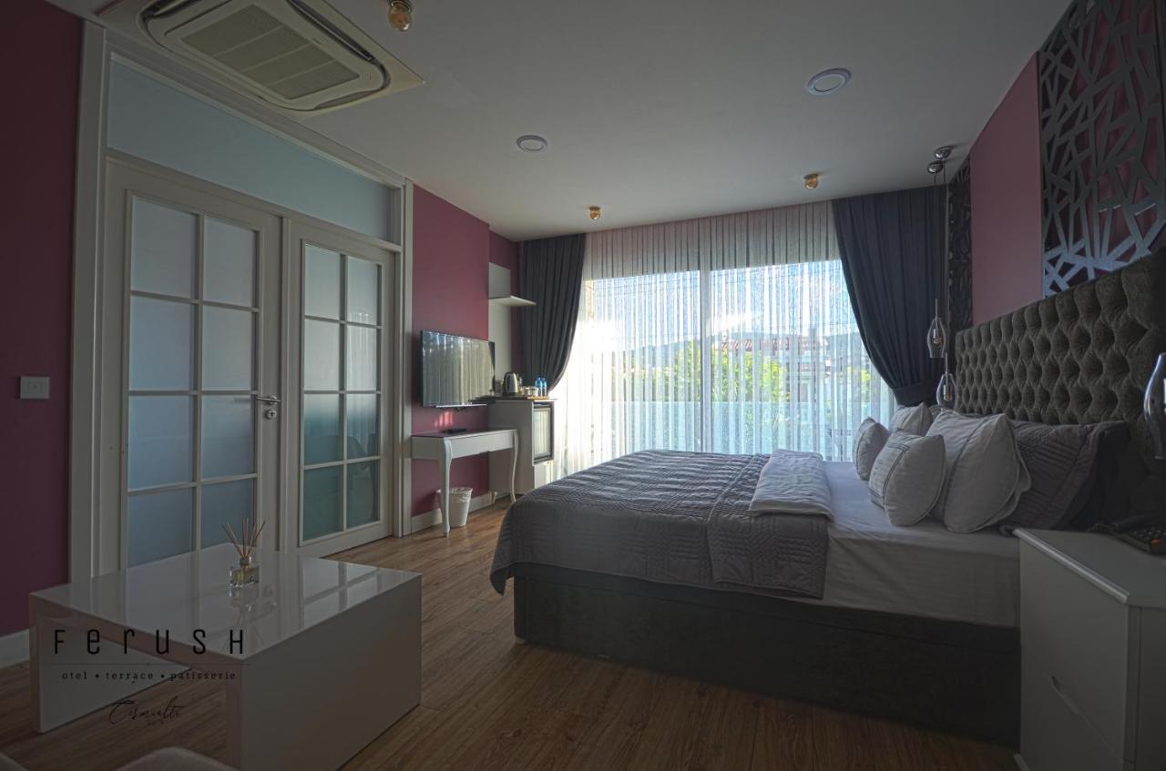 Ferush Boutique Hotel อูร์ลา ภายนอก รูปภาพ