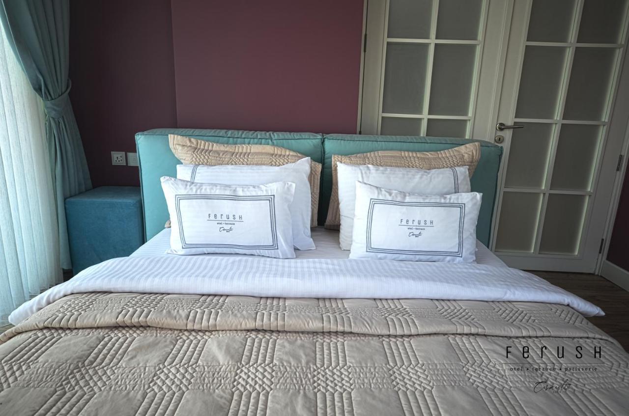 Ferush Boutique Hotel อูร์ลา ภายนอก รูปภาพ