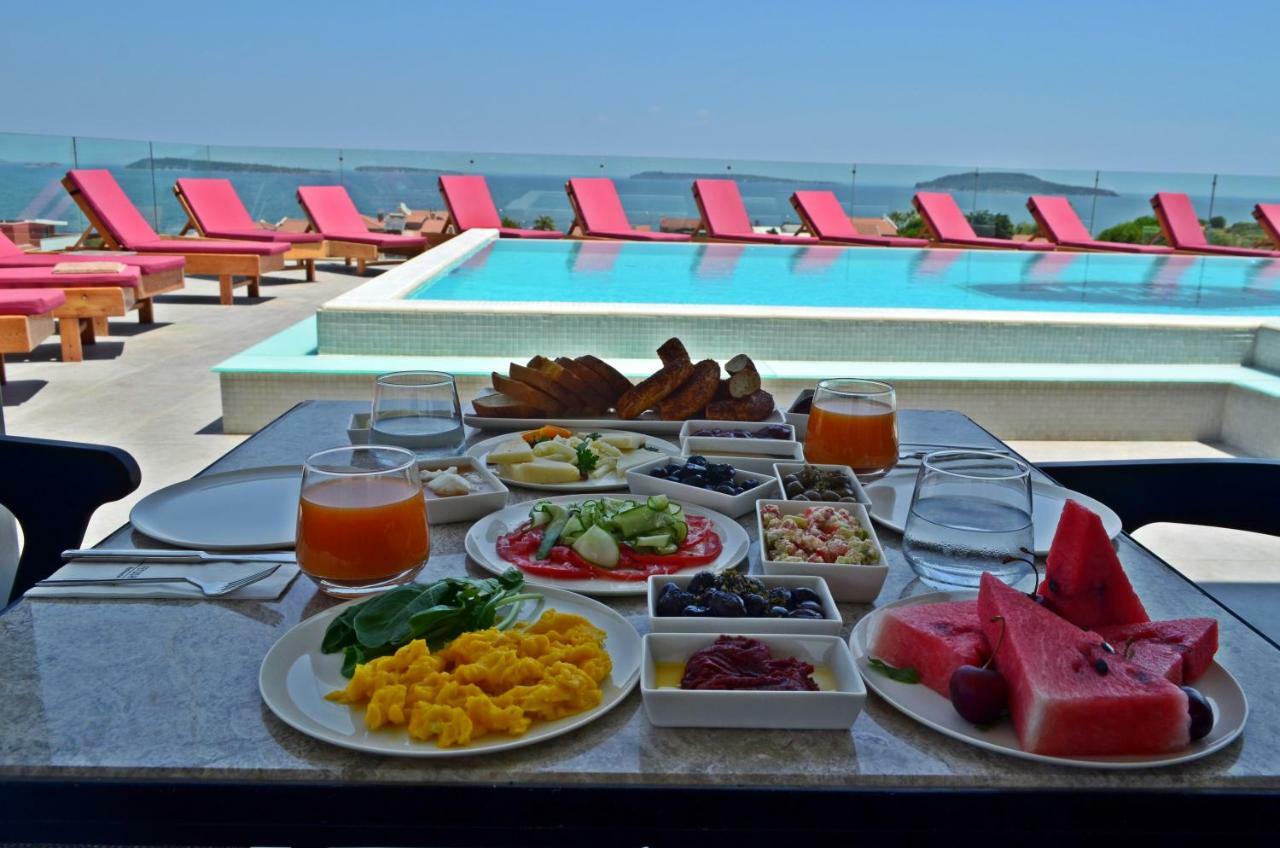 Ferush Boutique Hotel อูร์ลา ภายนอก รูปภาพ