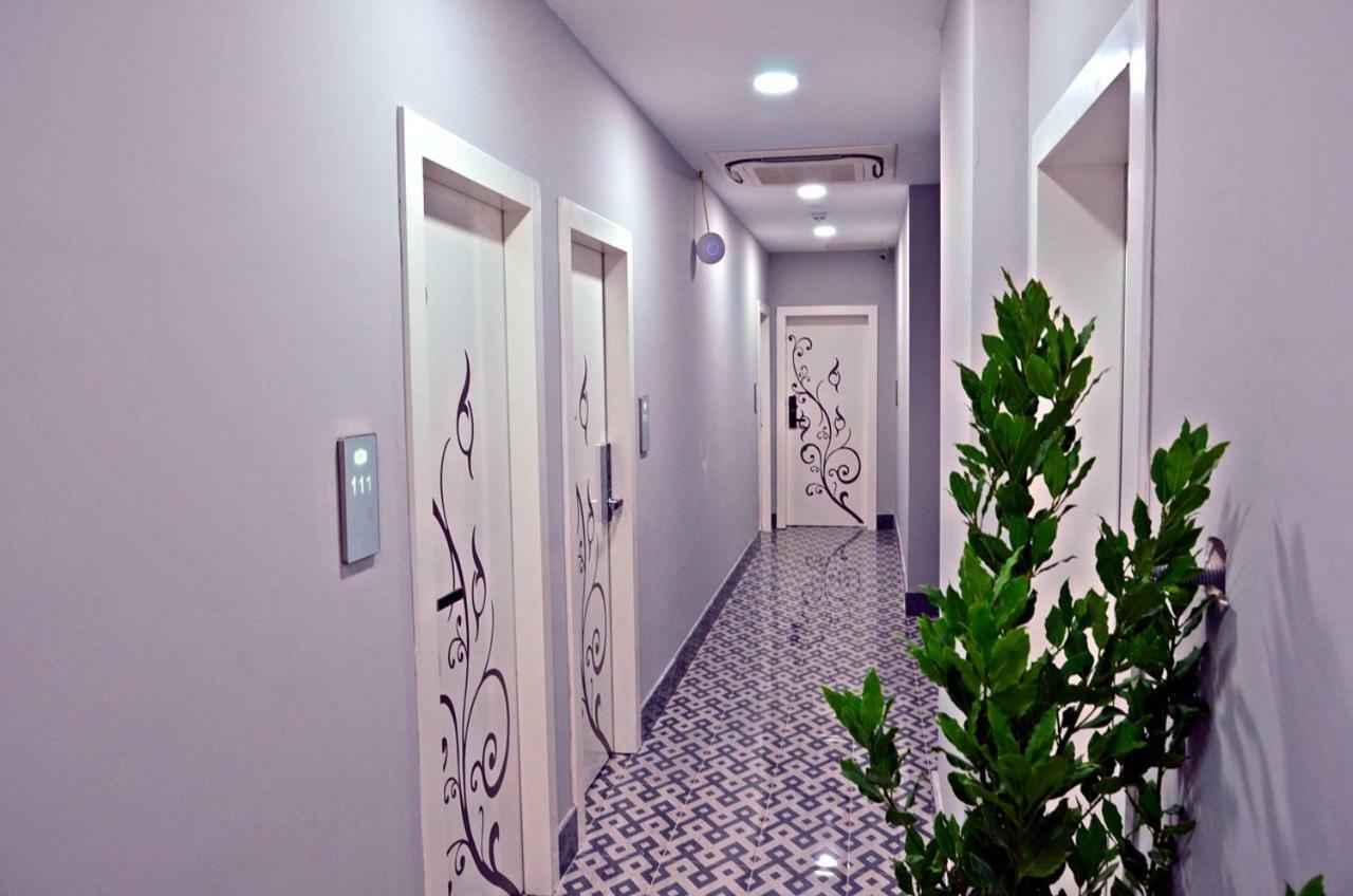 Ferush Boutique Hotel อูร์ลา ภายนอก รูปภาพ
